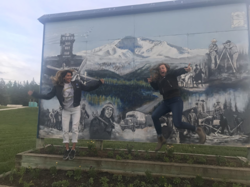 Co-pilots Alexis Thind (l) and Anna Rusinowski in Watson Lake.