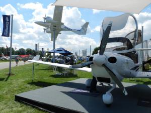 oshkosh-2017-photo-04